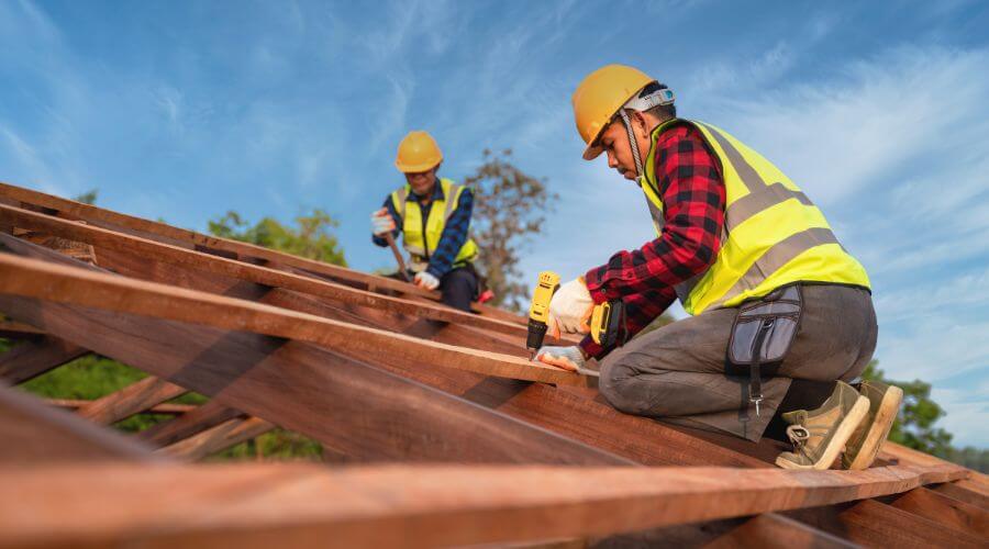 Professional gutter cleaning in Cecil, AR
